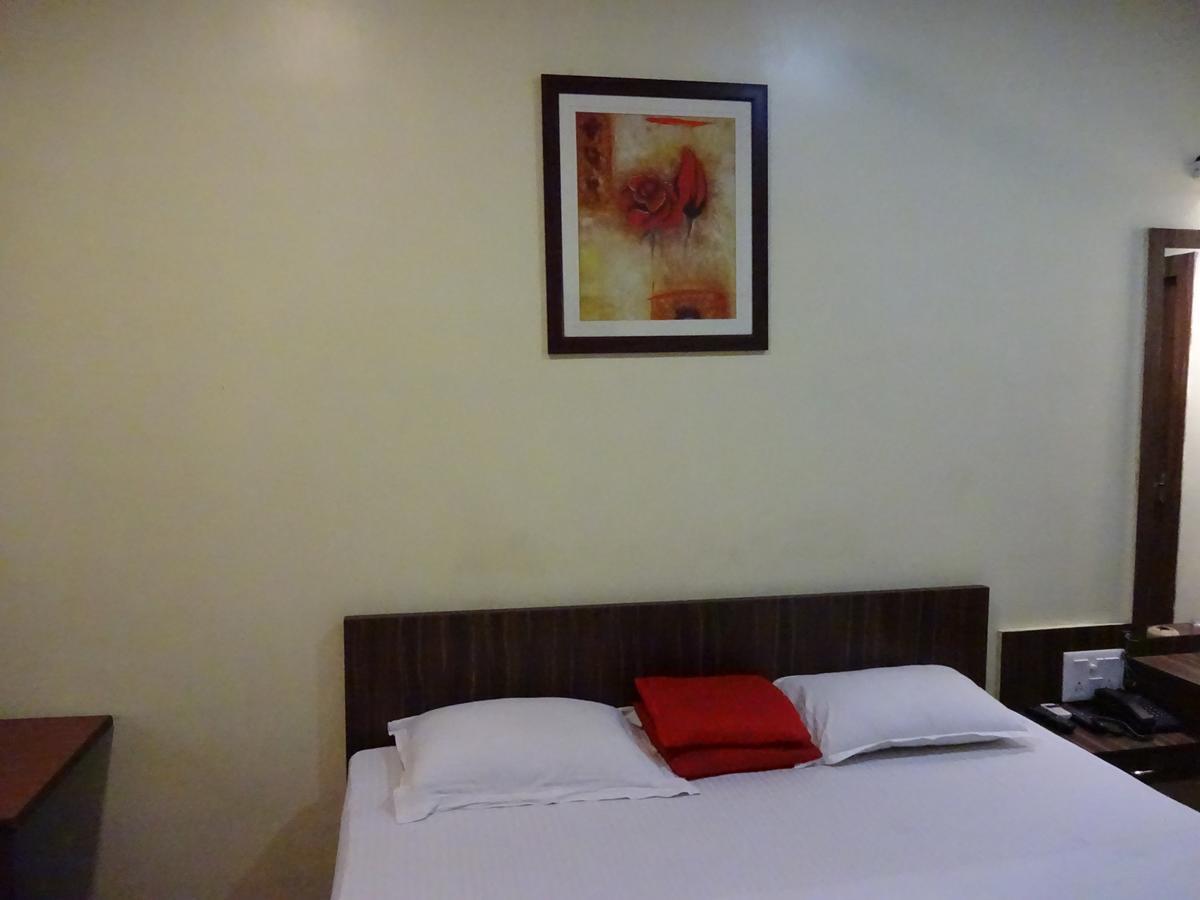 Monovilla Inn Kolkata Ngoại thất bức ảnh